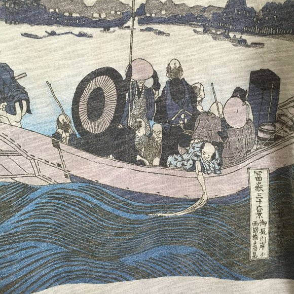 Uniqlo Hokusai Blue Ukiyo-e Rowing T-shirt - Picture 3 of 14